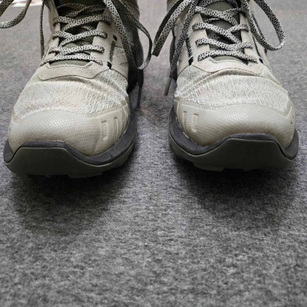Salomon Outpulse Mid Gore-Tex Hiking Boots Mens 8.5 Gorpcore Trail Rugged Gorp